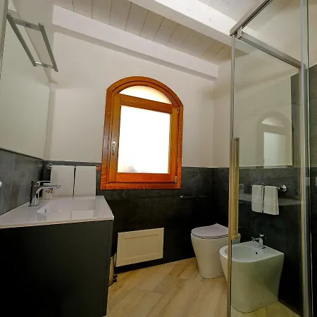 Corte Dei Mirti, Indipendente Con Ampia Veranda Apartmán